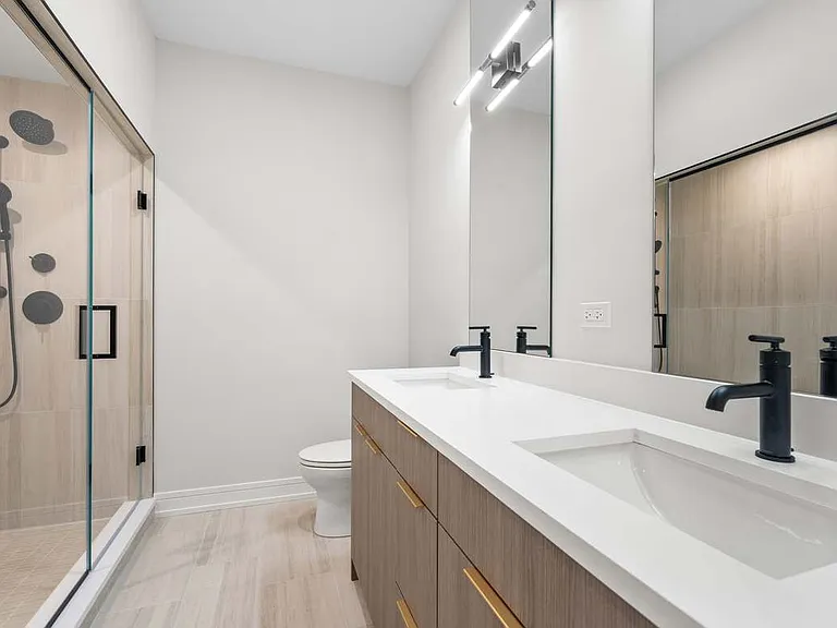 5008 S Prairie Ave #1 — Photo 11