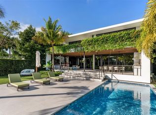 New Belle Meade Sub, Miami, FL 33138