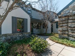 44 Deer Ford Dr, Lancaster, PA 17601