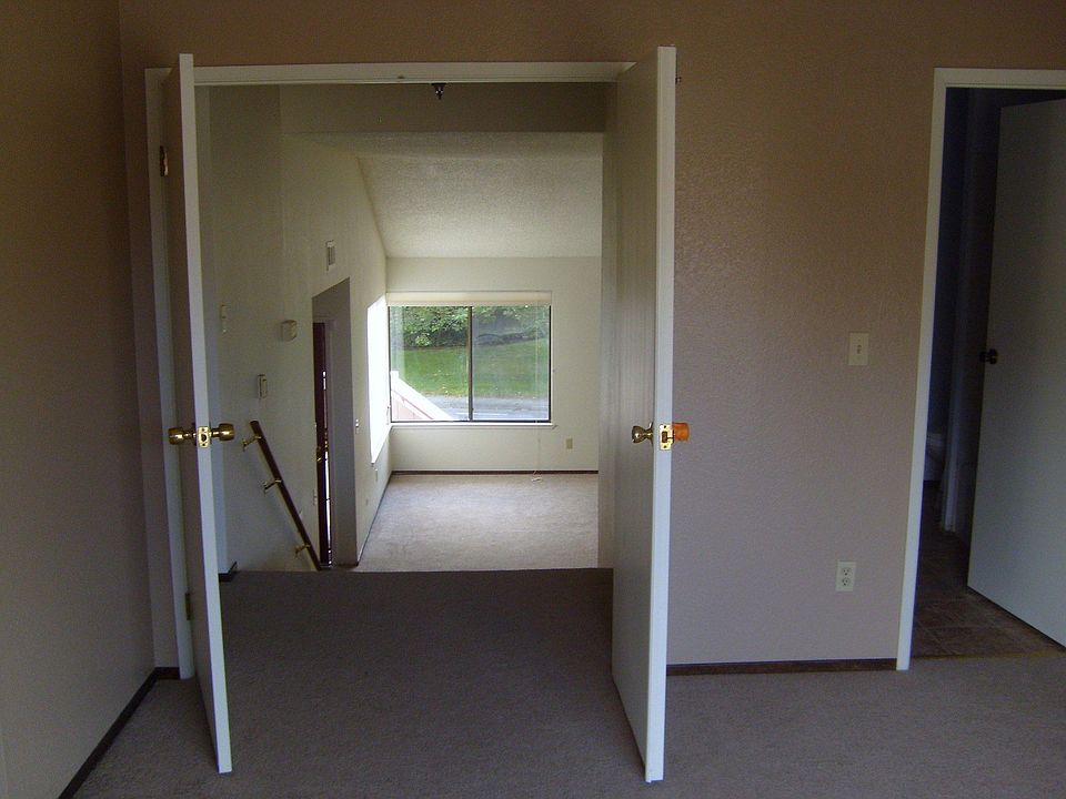 1st image of 2890 Redwood Pkwy APT 162