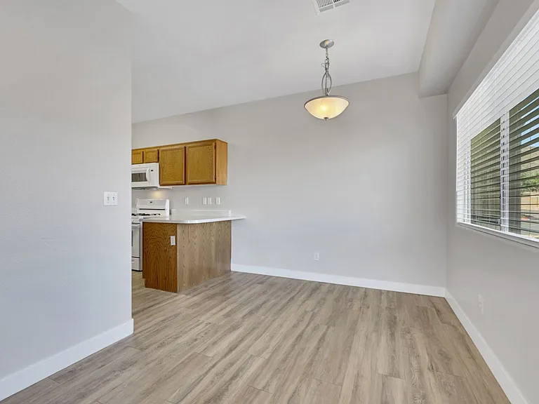 499 Lost Eagle Way — Photo 5