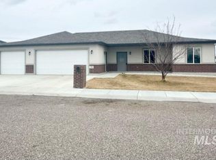 585 Clearwater Way, Heyburn, ID 83336