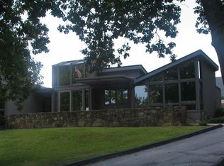 645 S Augusta Dr, Springfield, MO 65809