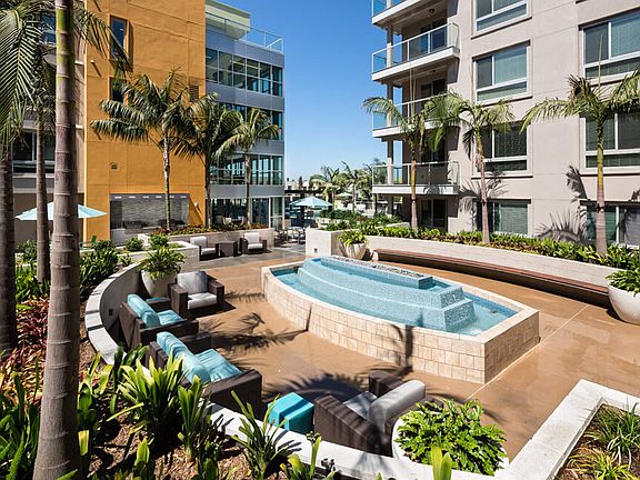 Vive on the Park North Courtyard Fountain and Patio San Diego, California