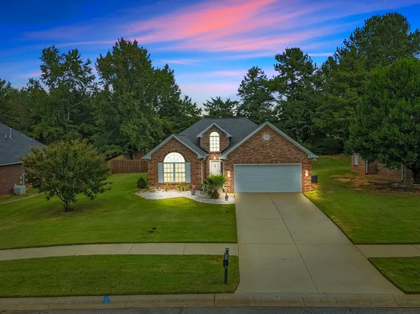 611 Heathrow Ct, Moore, SC 29369