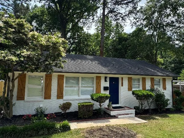 3700 Denson Pl, Charlotte, NC 28215