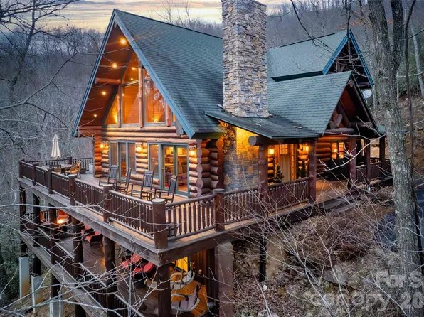 1391 Still Branch Rd, Sylva, NC 28779