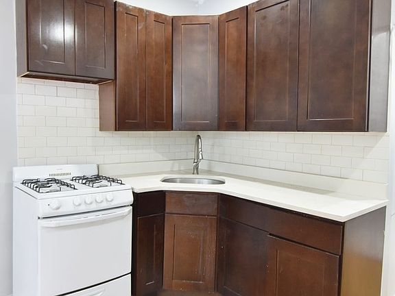 4th image of 515 W 156th St APT 33