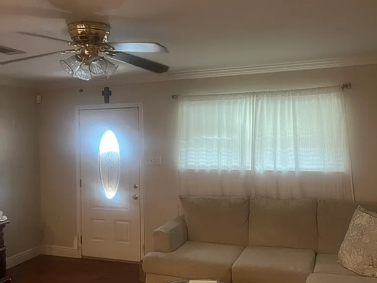 6164 Milne Blvd — Photo 5