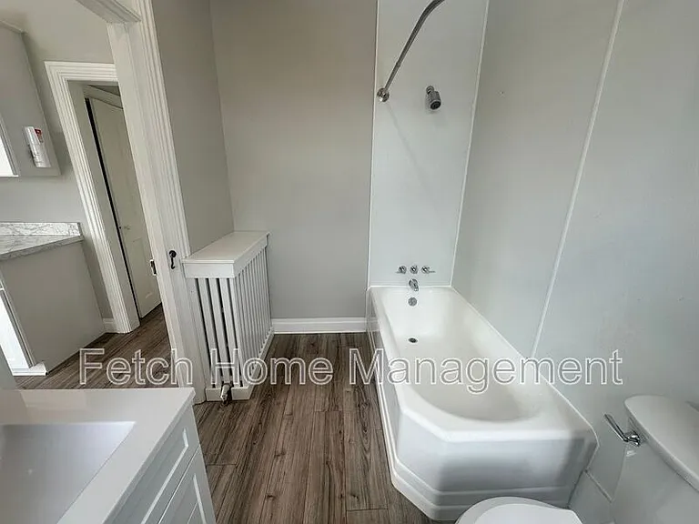 701 Walnut St #3 — Photo 16