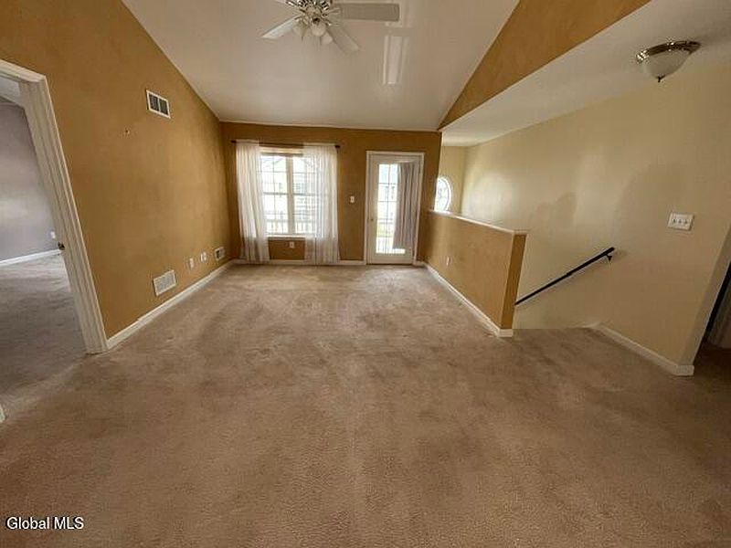 4th image of 42 Morning Glory Way