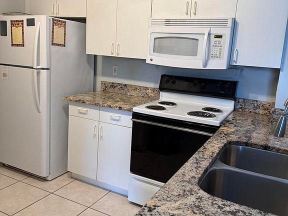 2nd image of 1550 S 42nd Cir APT 202