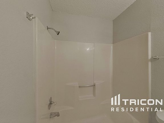 3rd image of 708 Burlington Ave