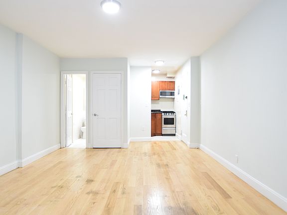 3rd image of 284 W End Ave APT A