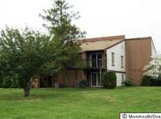 5 Newport Ct, Brick, NJ 08724