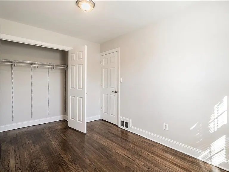 Towne Gardens Townhomes — Photo 75