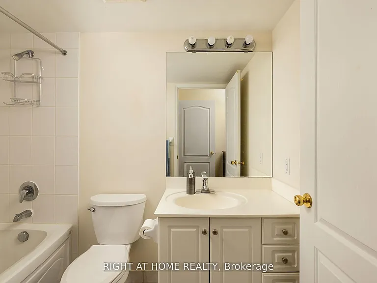 1883 McNicoll Ave #227 — Photo 12
