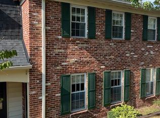 194 Berwick Pl, Lansdale, PA 19446