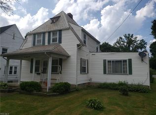 584 E 8th St, Salem, OH 44460