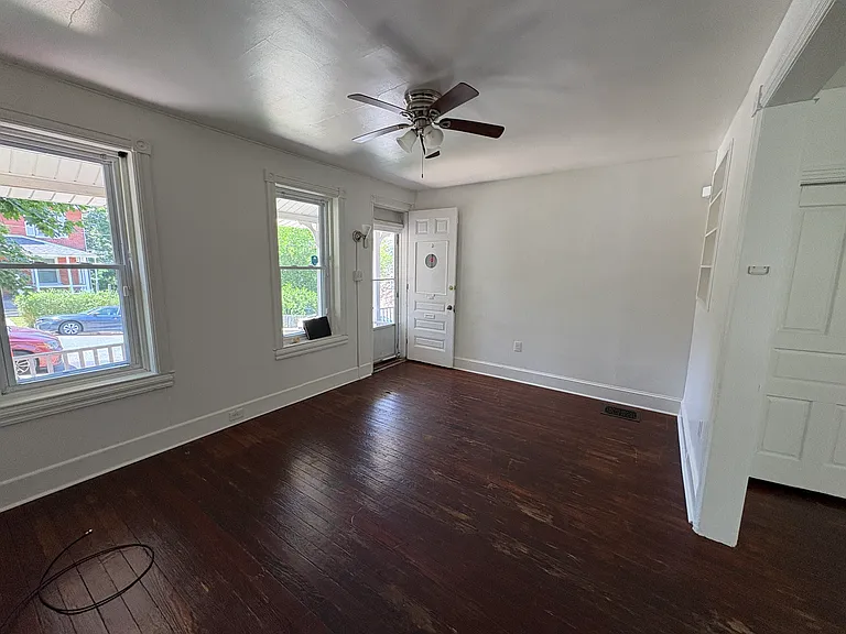 137 Woodland Ave — Photo 4