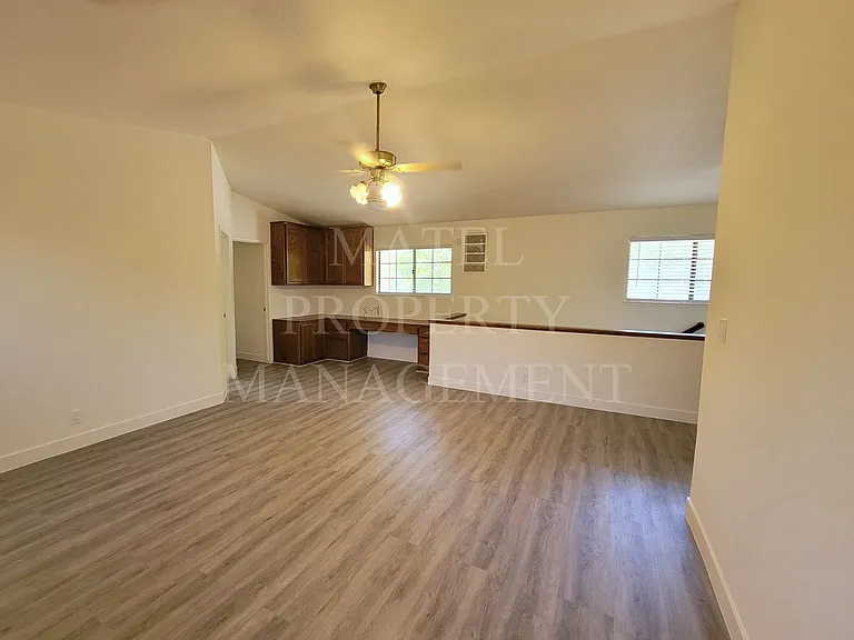 2516 Walnut Grove Way — Photo 14
