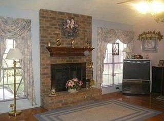 2nd image of 536 Aurora Oaks Dr