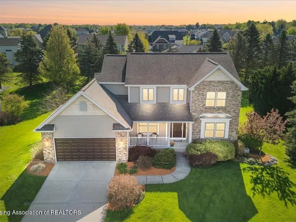 12905 Chartreuse Dr, Dewitt, MI 48820