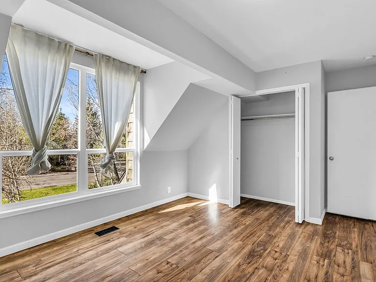 2035 Lucky John Dr — Photo 25