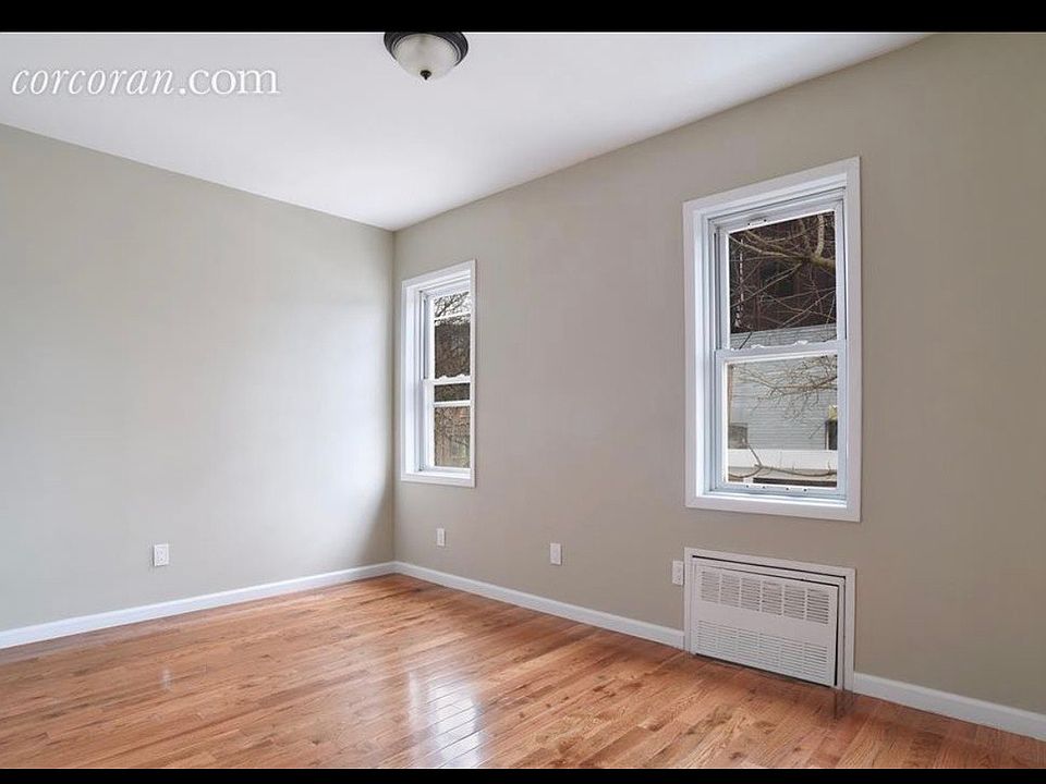 2nd image of 2235 Ryder St