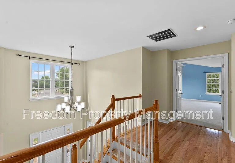 9140 Worthington Dr — Photo 60
