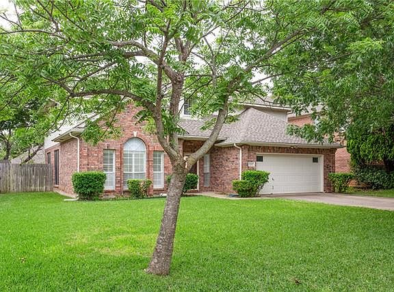 2nd image of 3317 Moss Creek Dr