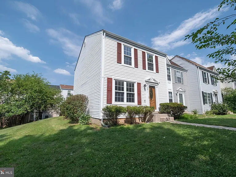 10611 Prairie Landing Ter — Photo 2