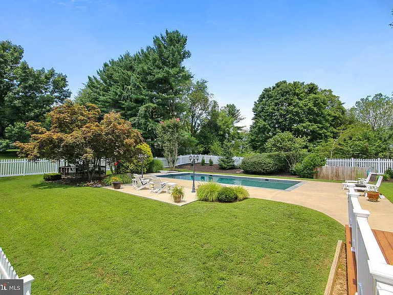13416 Straw Bale Ln — Photo 45