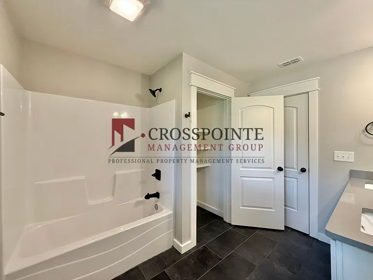 11142 County Road 4103 — Photo 23