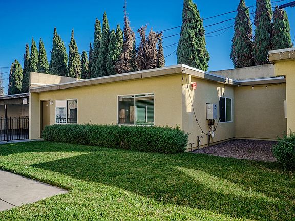 3rd image of 12914 Doty Ave #20