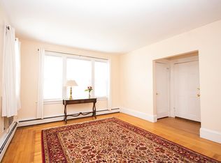 120 S Angell St APT 4, Providence, RI 02906