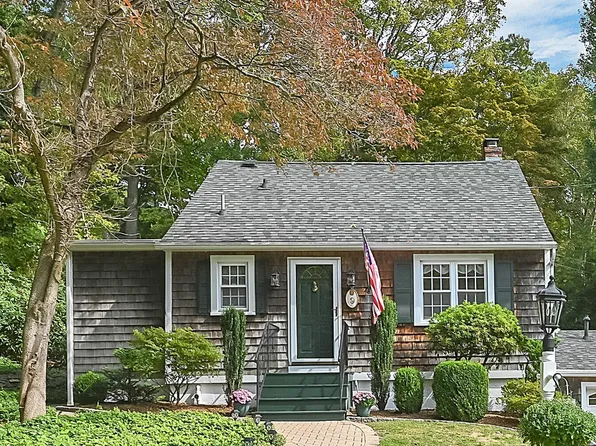 9 Sunset Terrace, Essex, CT 06426
