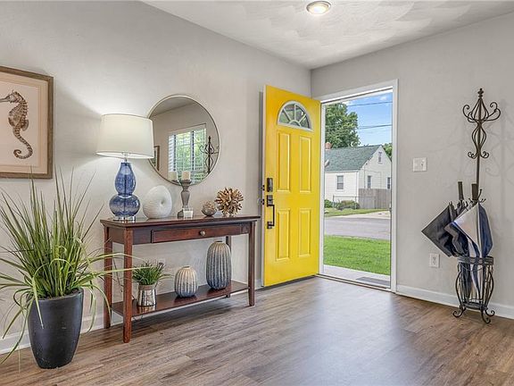 3rd image of 9429 Chesapeake Street