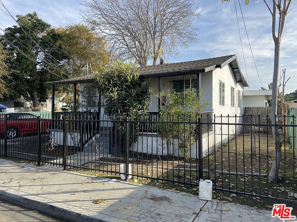 1st image of 7408 Elsie St