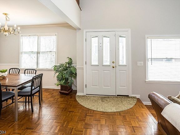 4th image of 35 Cambridge Rd