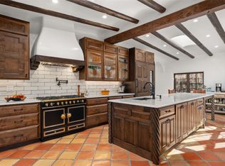 626 Canyon Rd, Santa Fe, NM 87501