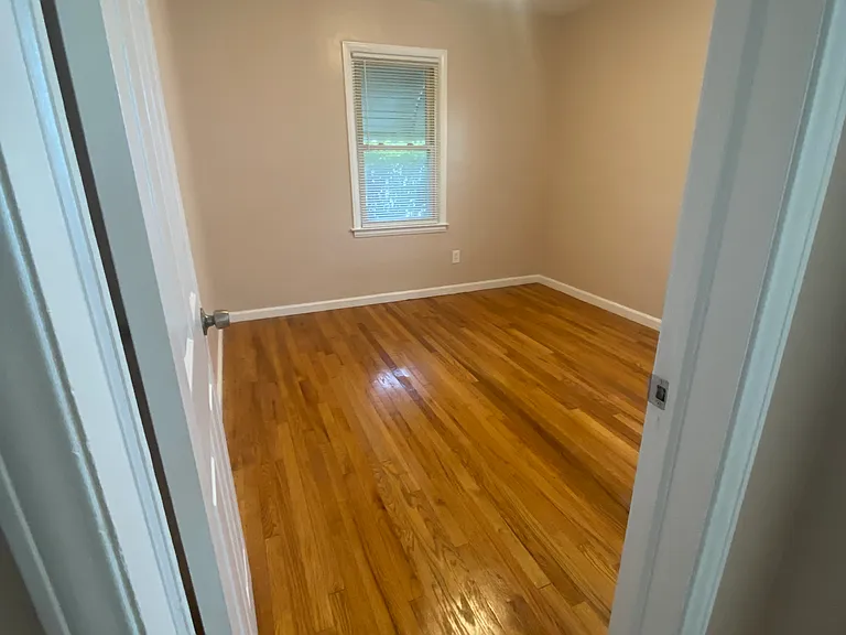 24648 Wilmot Ave — Photo 12