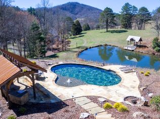 355 Dyer Cove Rd, Hayesville, NC 28904