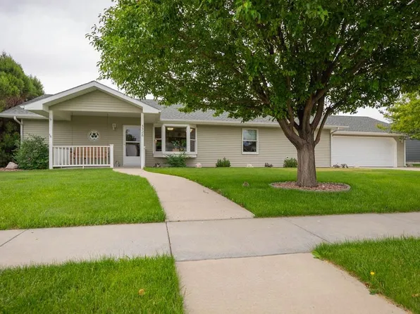 3326 Frisby Ave, Cody, WY 82414