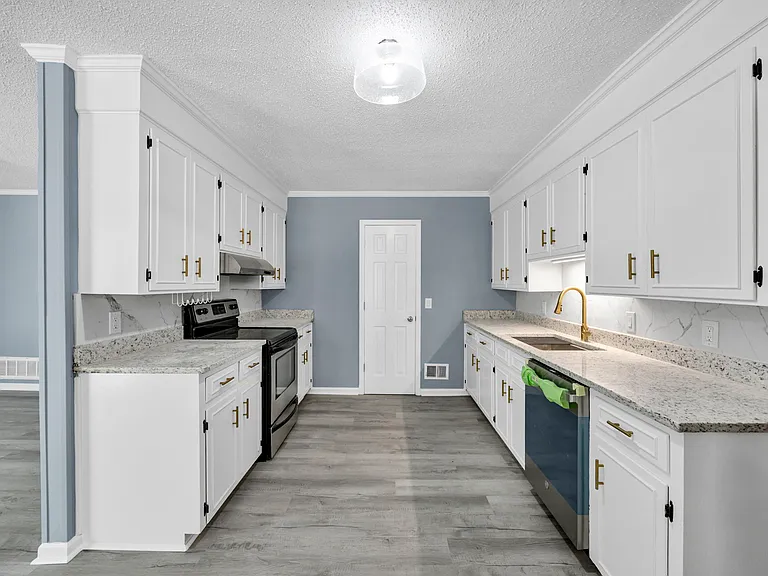 2905 Chatsworth Rd #B — Photo 13