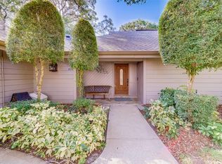 805 Old Mill Pond Rd, Palm Harbor, FL 34683