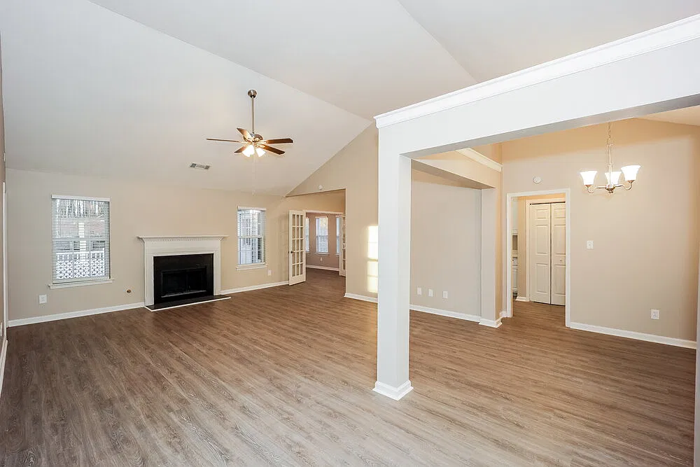 3 bed, 2.0 bath, 1663 sqft, $2,730 — Photo 3