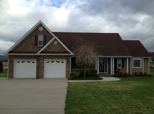 23 Charlotte Dr, Winchester, TN 37398