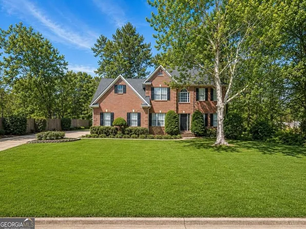 1343 Windsor Glen Dr, Douglasville, GA 30134