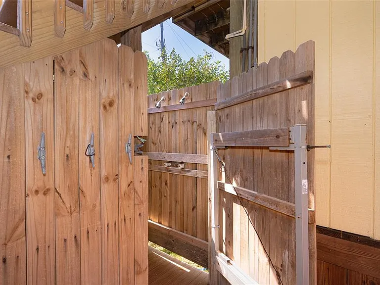 9542 Rum Runner Rd — Photo 5